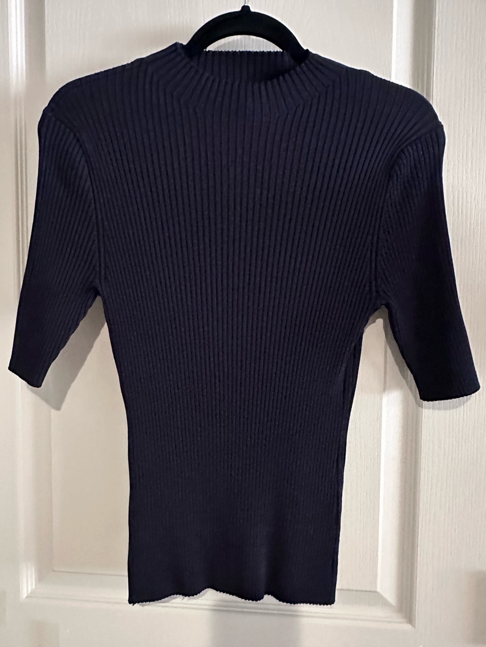 Ribbed knit mock turtleneck